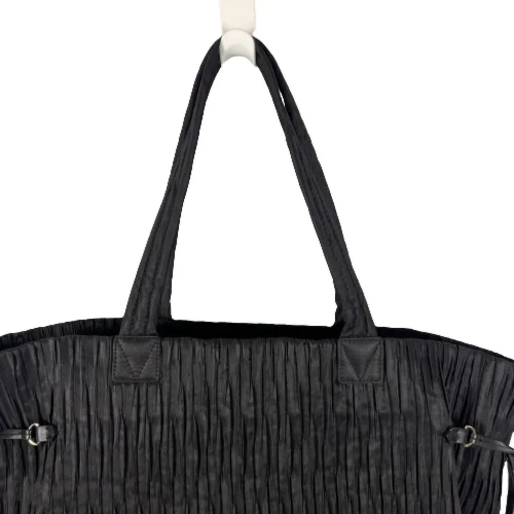 Victoria's Secret Womens Tote Bag Crinkle Nylon‎ Black Travel Vacation Weekend